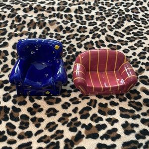 Friends Couch Salt and Pepper Shakers Ceramic Kitchen Home Stars S&P 90s TV 📺